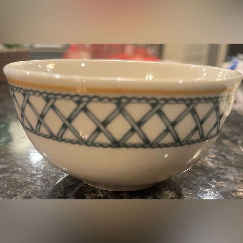 Rego Cream and Green Bowl